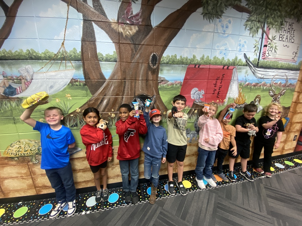 Our Potato Book Character Contest entries were so creative this year! Thank you to all the students, parents, and families who participated. 