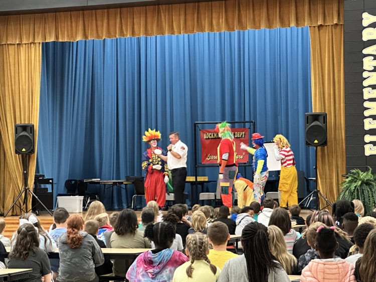 A big thank you to our Rockmart Fire Department!! They stopped by today and presented a fire prevention presentation to our 3-5th grade students. #stopdroproll
