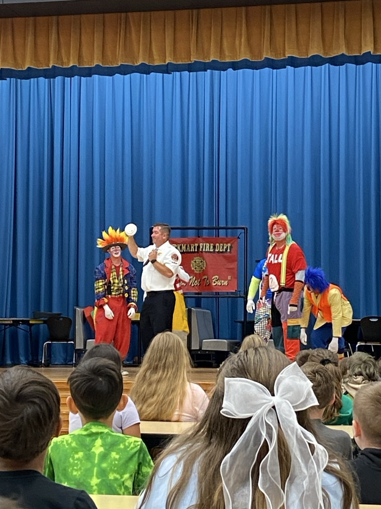 A big thank you to our Rockmart Fire Department!! They stopped by today and presented a fire prevention presentation to our 3-5th grade students. #stopdroproll