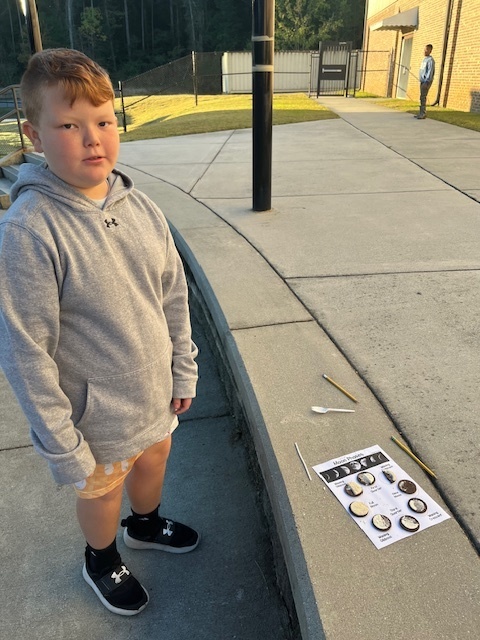 4th Grade Fun with Oreos and the Phases of the Moon!