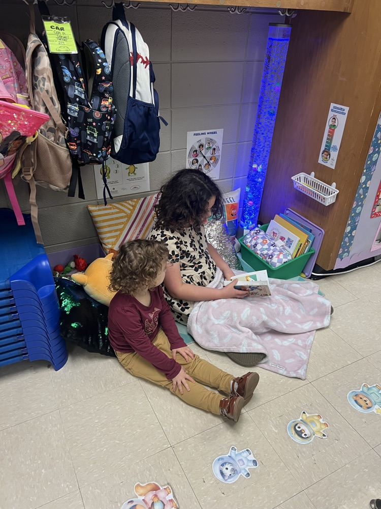 2nd grade reading to Pre-K