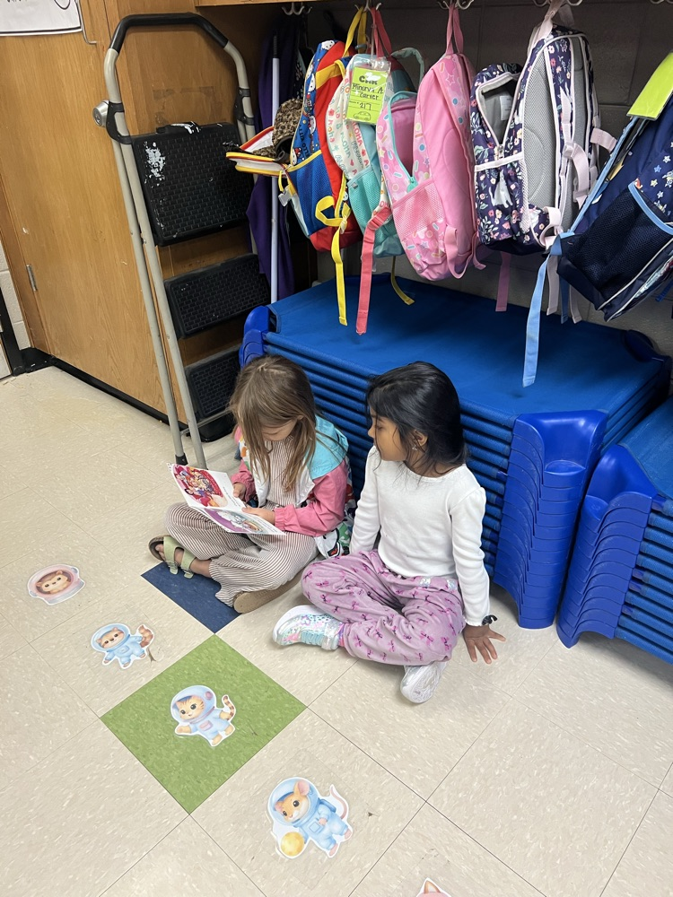 2nd grade reading to Pre-K