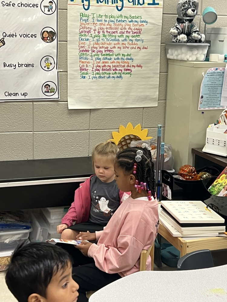 2nd grade reading to Pre-K