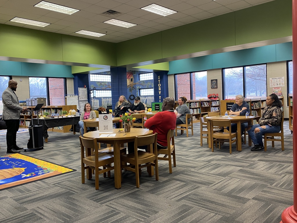 Thank you to all the parents and family members who attended yesterday's Pastries with the Principal. You help make our school run smoothly.