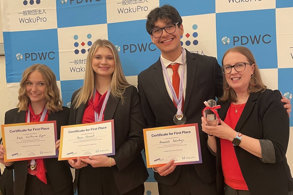 Anna Vainrib, Armando Penaloza, Ande Kate Roper, and Coach Jennifer Cupp