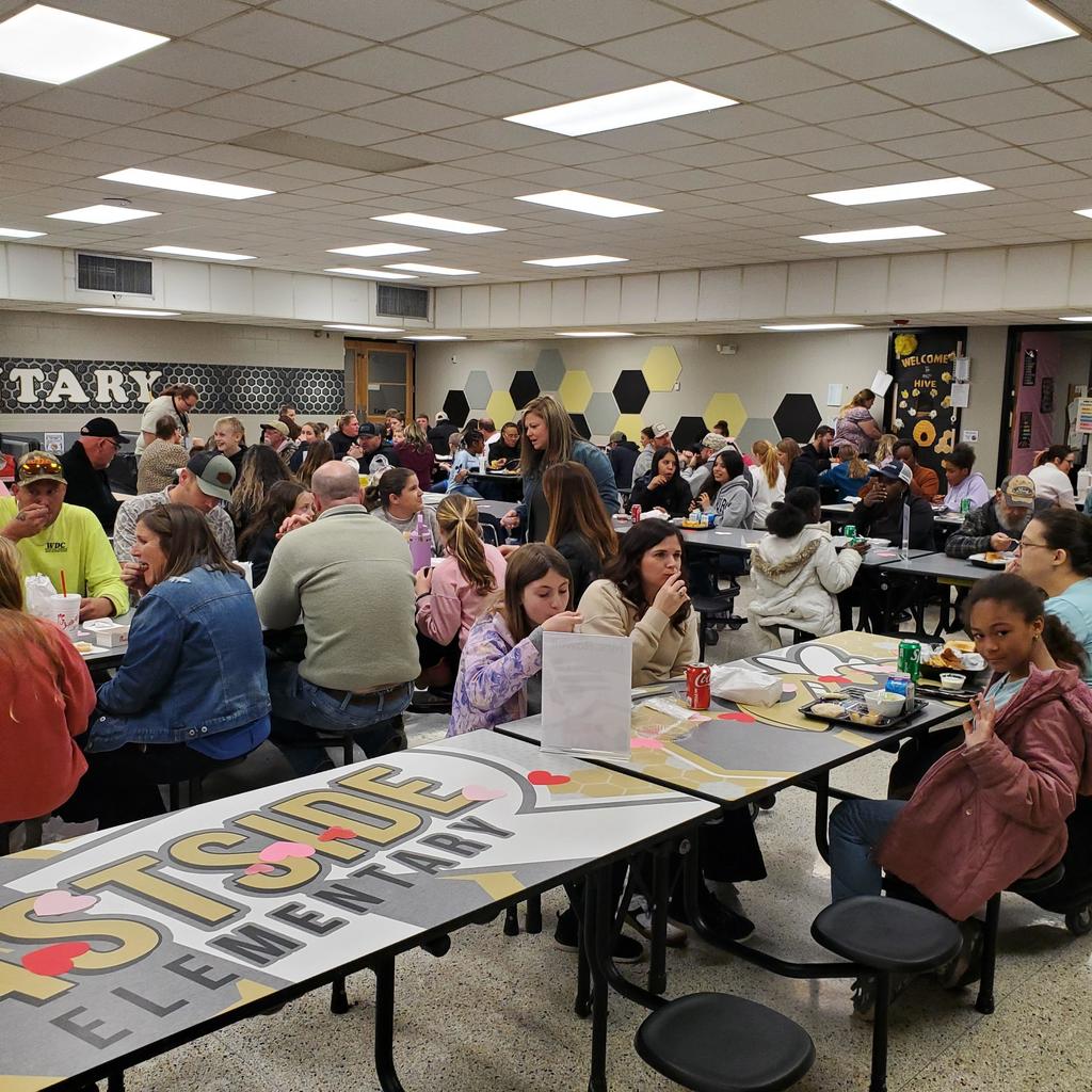 Families at Lunch with Loved Ones