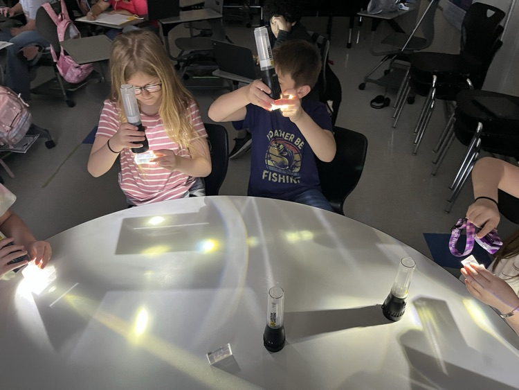 4th Grade exploring light!