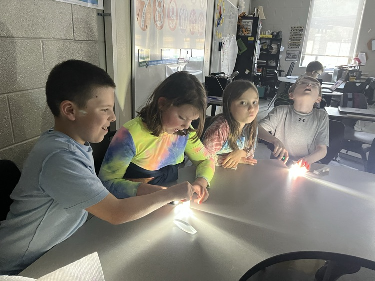 4th Grade exploring light!