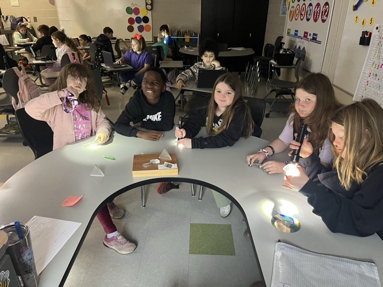 4th Grade exploring light!