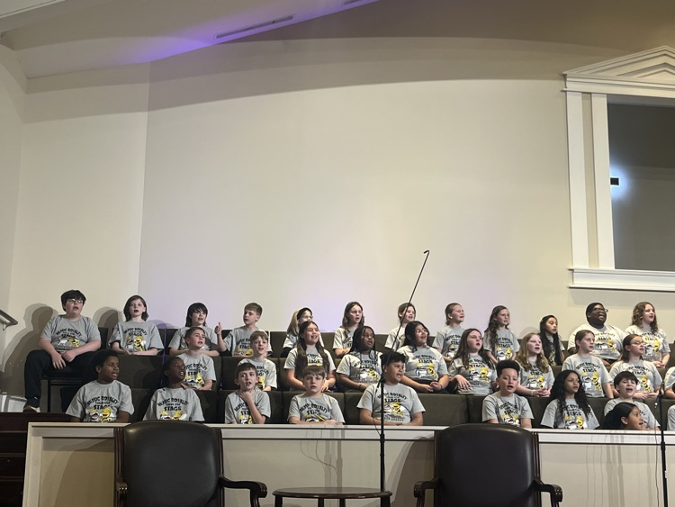 The PSD Honor Chorus was wonderful with their performance Thursday night. We are so proud of how well our students and Mrs Cottrill represented Van Wert! 🎶 🐝 🎼 