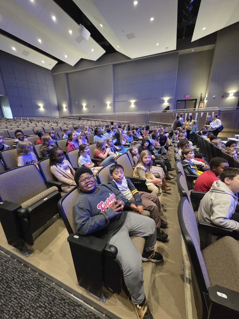2nd grade at the field trip watching RHS student perform a musical