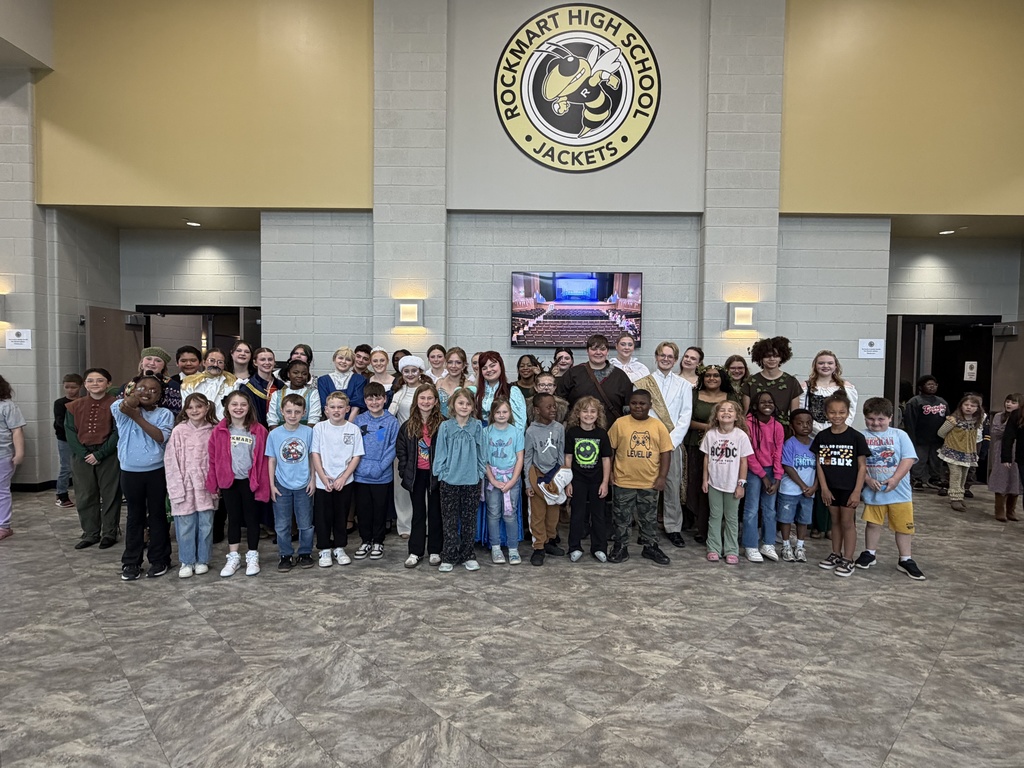 2nd grade at the field trip watching RHS student perform a musical