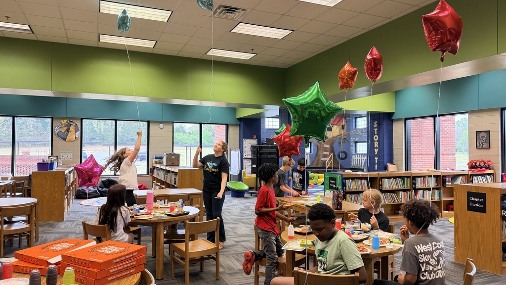 Congratulations to our 175 AR club members! These students earned their pizza party, certificates, candy, and balloons yesterday. Most of these students already have 200+ AR points. 