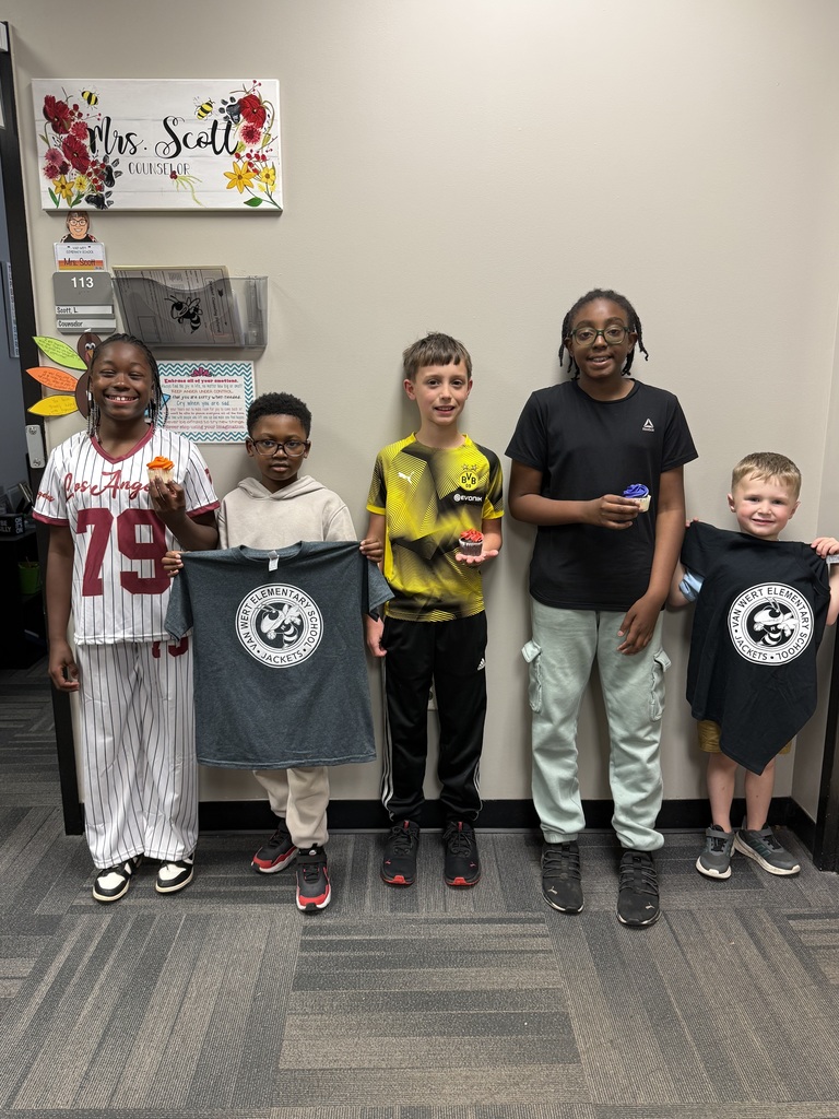 We are so proud of our Milestones drawing winners from this week! We will continue drawing names each day of testing next week! Remember to be on time, eat a healthy breakfast, and give it your BEST!  The picture is of the students that won the drawing each day this week.