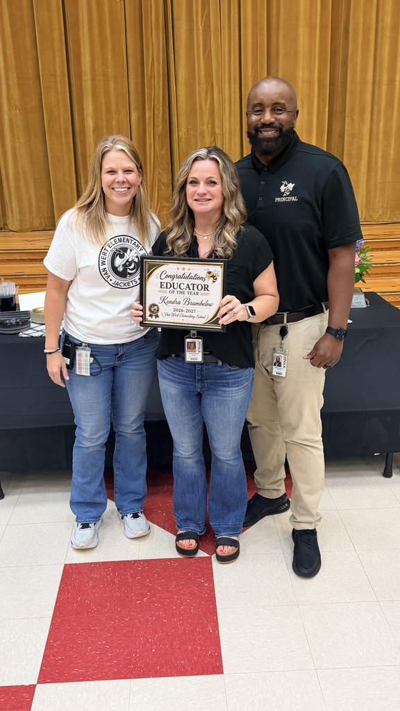 Our TOTY 26-27 Mrs. Kendra Brumbelow with our assistant principal and princpial Mrs. Jennifer Smith and MR. Z