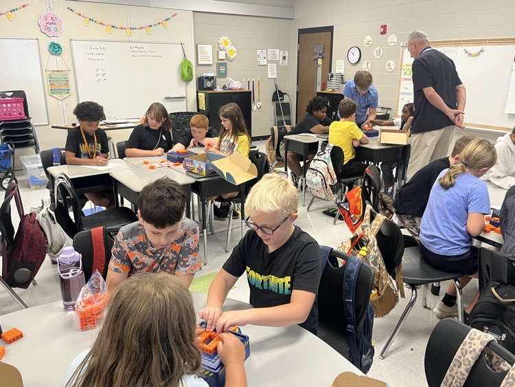 Dr. Bob Visits 5th Grade