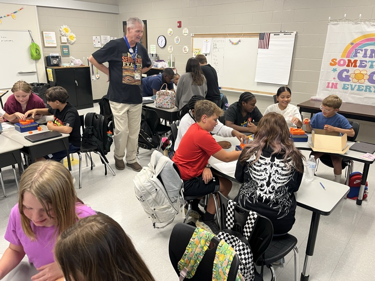 Dr. Bob Visits 5th Grade