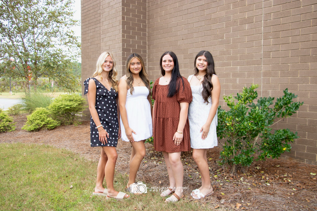 Freshmen Reps - Jolianne Lackey , Juliet Cruz Cruz, Tammy Barrett, Ansley Bahena