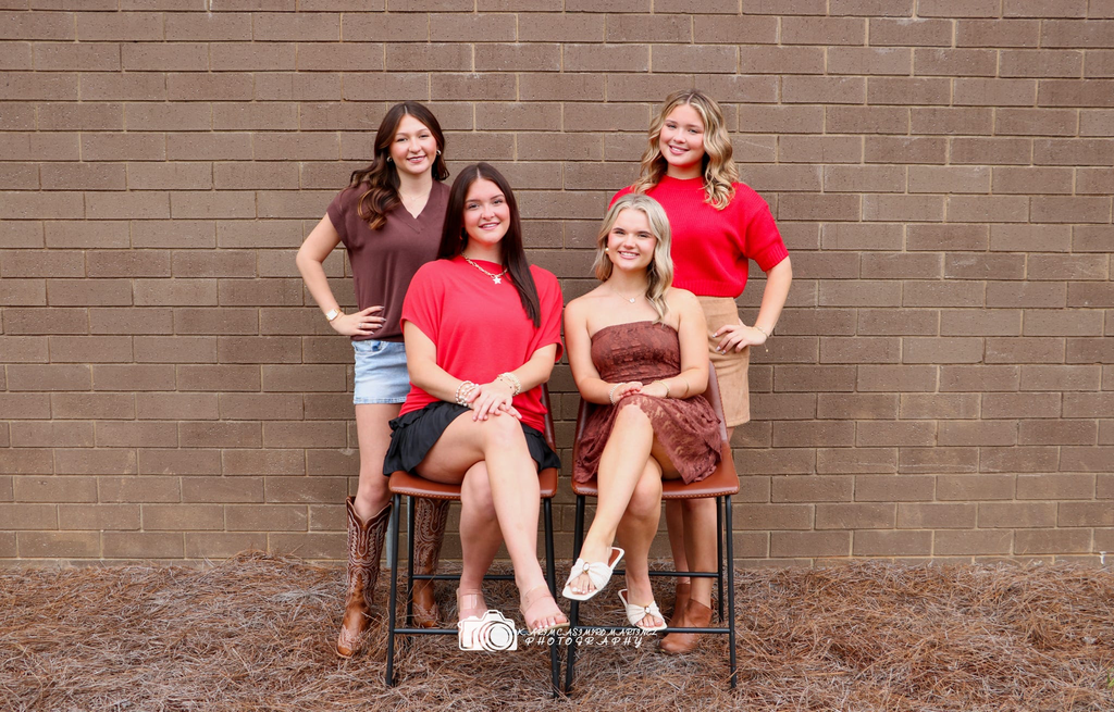 Junior Reps - Jaylee Ivey, Elyn Frasier, Halo Bauer, Chloe Dingler