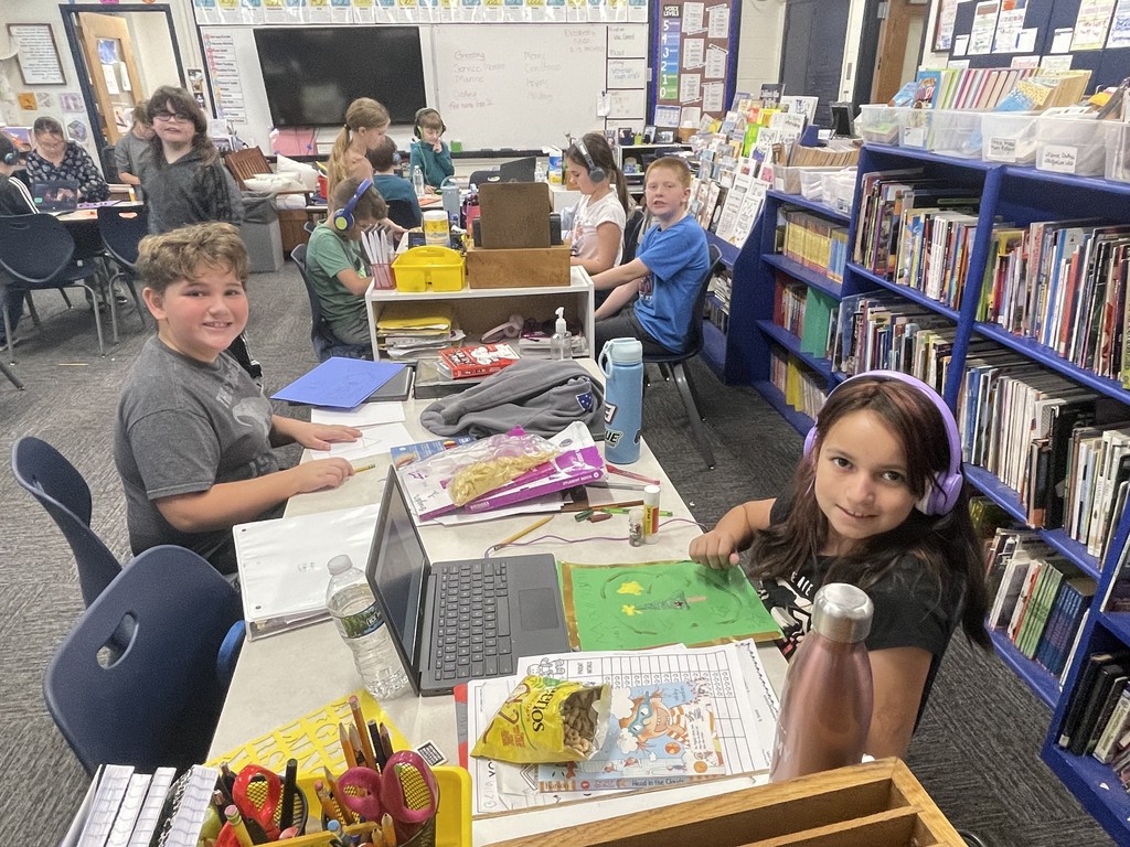 The 4th-grade students made cards for service members who can’t be with their families during the holidays.