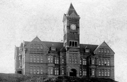 Historic photo from 1880s of original Lincoln School