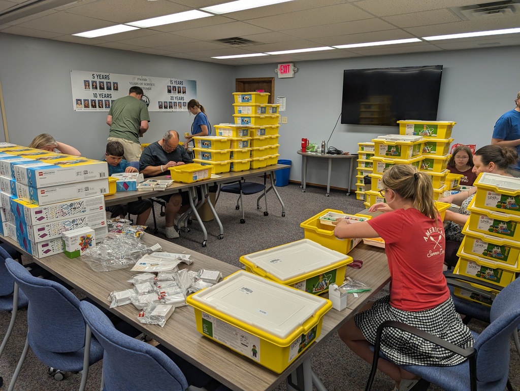 Volunteers stepped up to put the grant supplies into motion. 