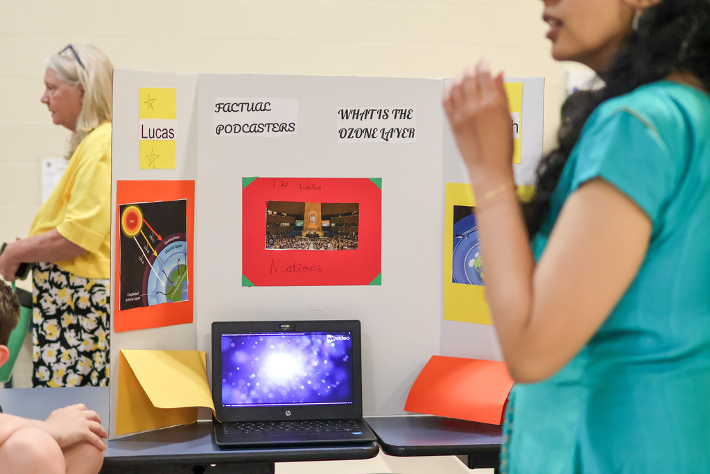 a presentation on the ozone layer