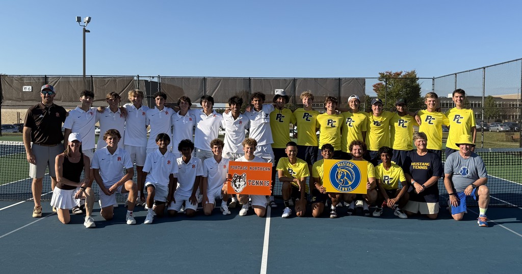 a large group of tennis players pose for a photo together