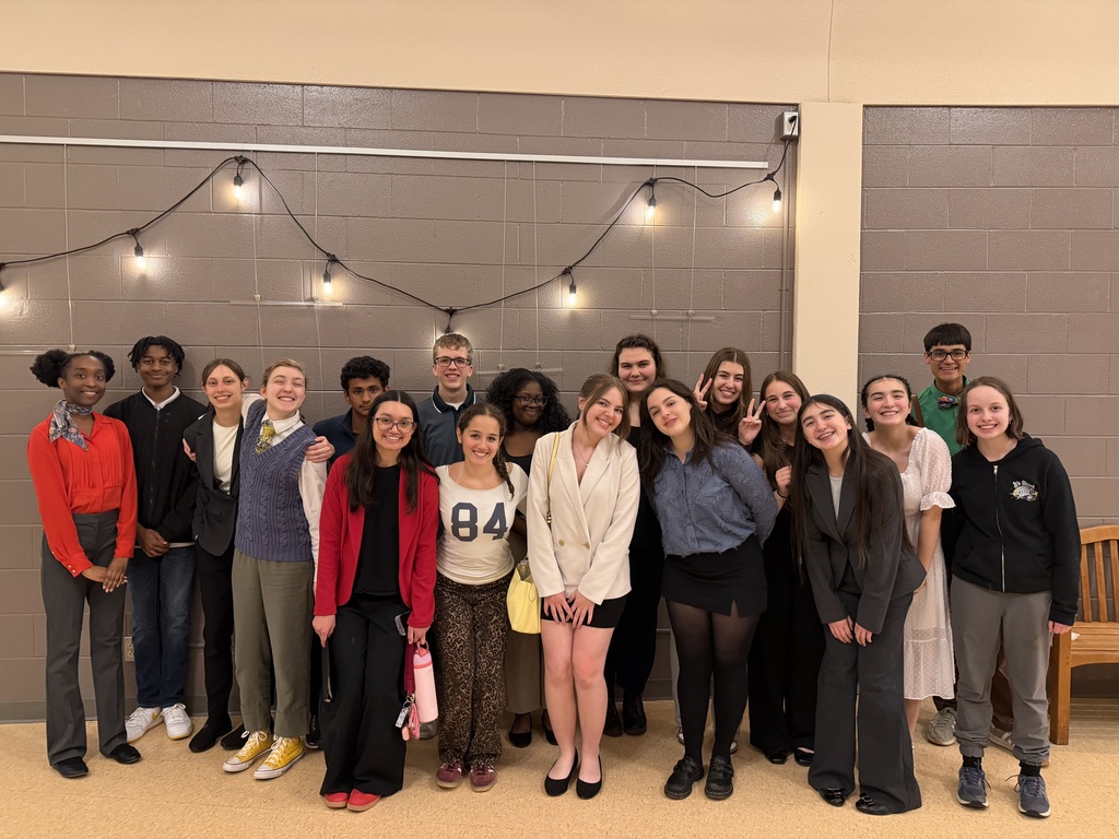 forensics students getting ready for states!