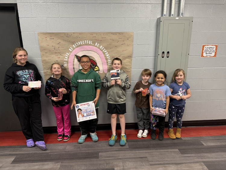 Caring Cardinal Card Winners ❤️