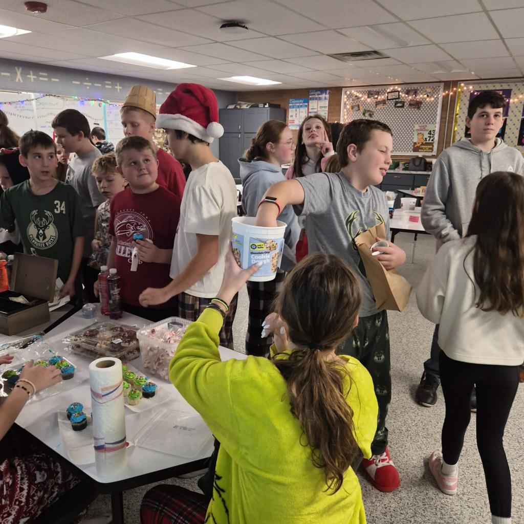 Christmas School Store-7th gradeB