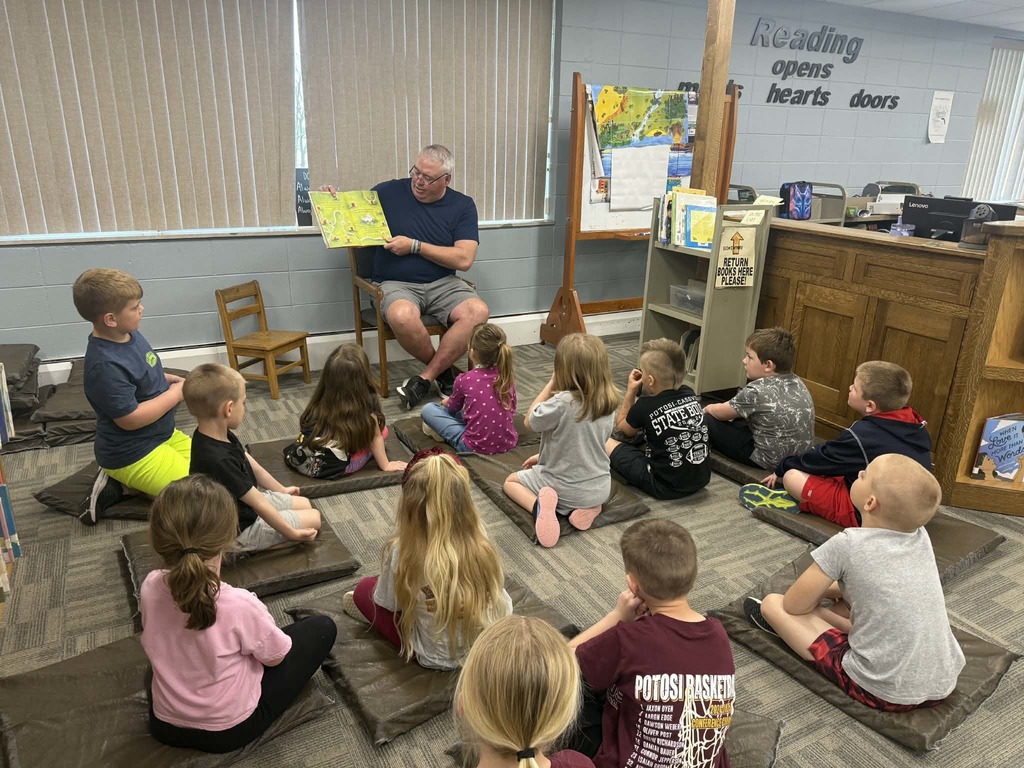 Mr Uppena read to Kindergartners