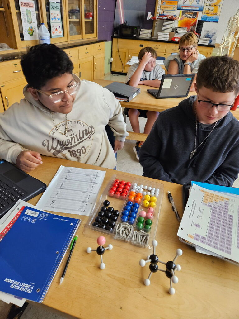 7th grade building molecules 