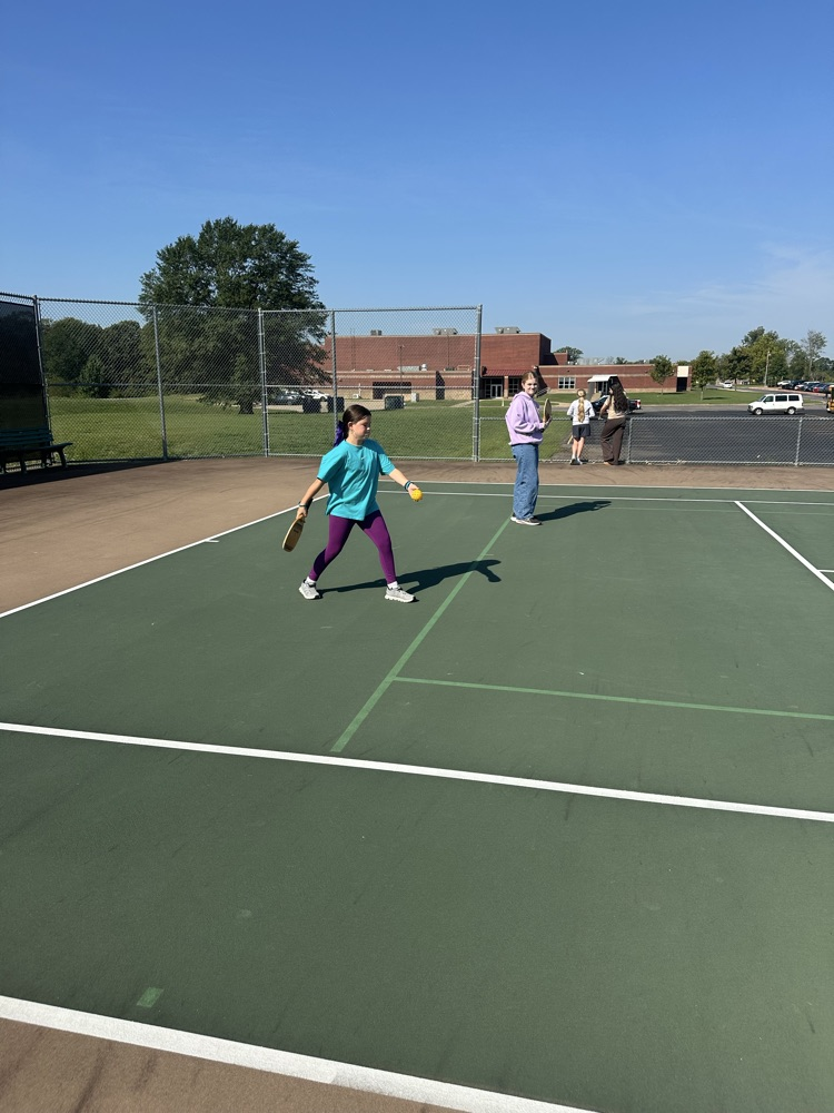Coach Pitts’ and Coach Dugger’s PE classes spent the day on the tennis courts learning to play pickleball!