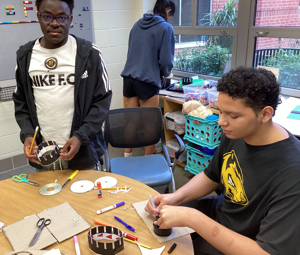 Students build zoetropes in an intro to film class.