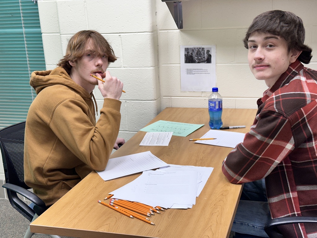 Students participate in a Civil War scavenger hunt in the school library.