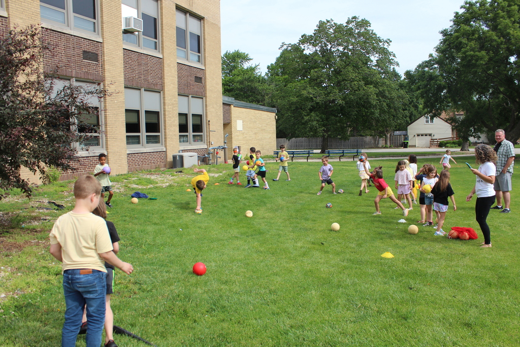 Kids completing a relay
