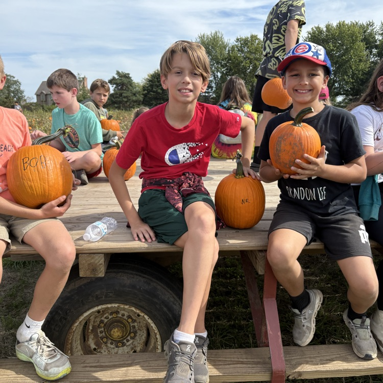 5th grade field trip to Richardson’s Corn Maze
