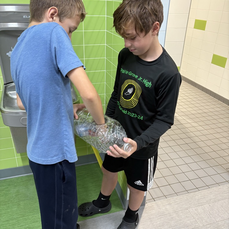 5th grade building hydroponic gardens out of recycled materials 🪴