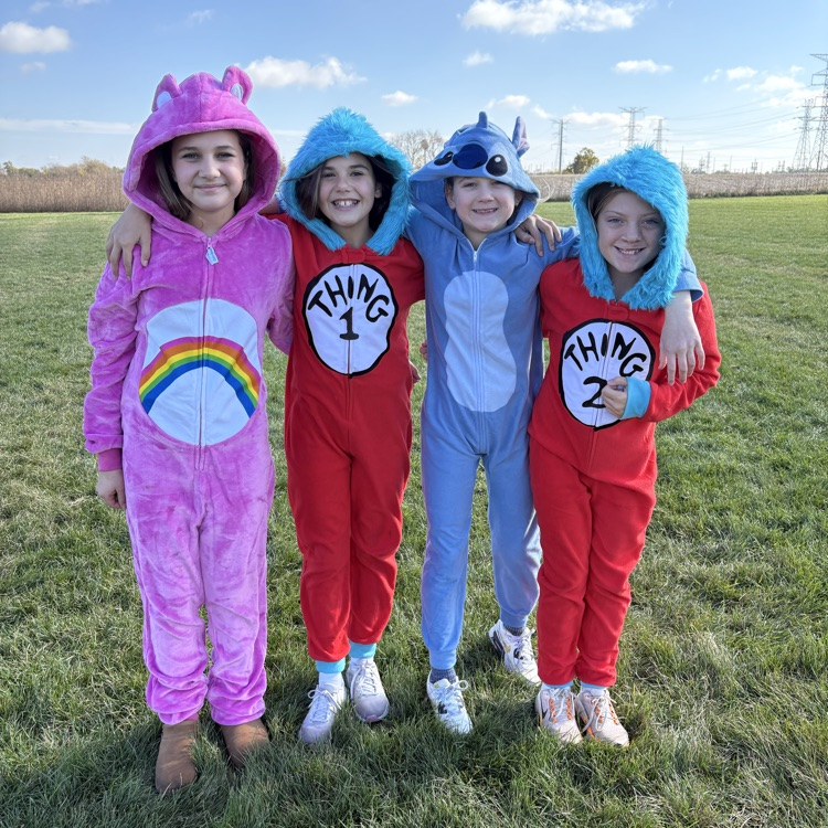 5th grade celebrating Halloween! 👻🎃