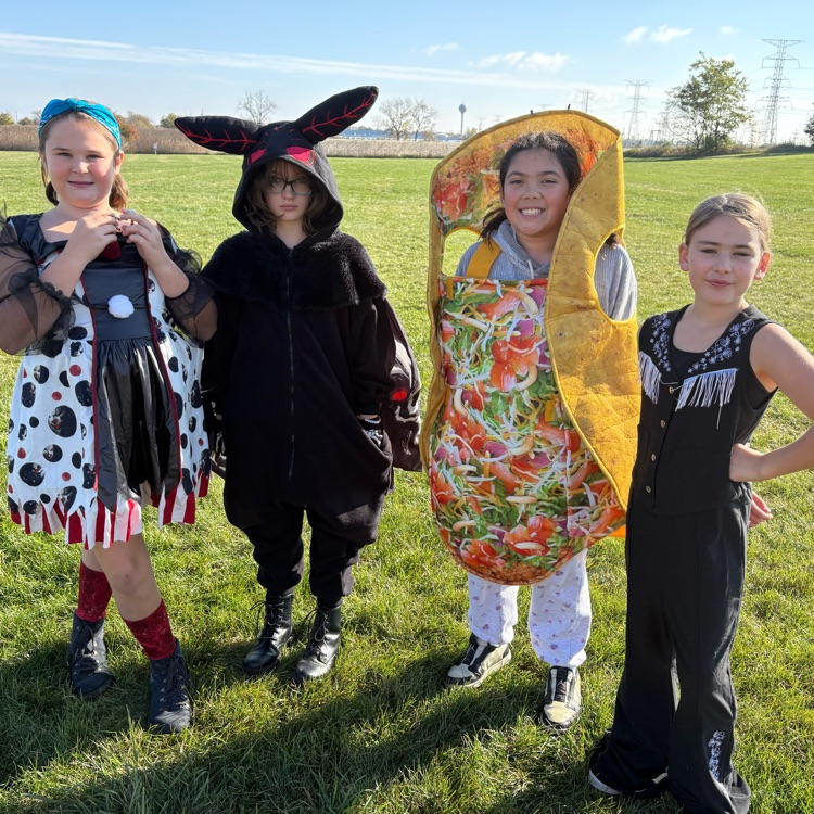 5th grade celebrating Halloween! 👻🎃