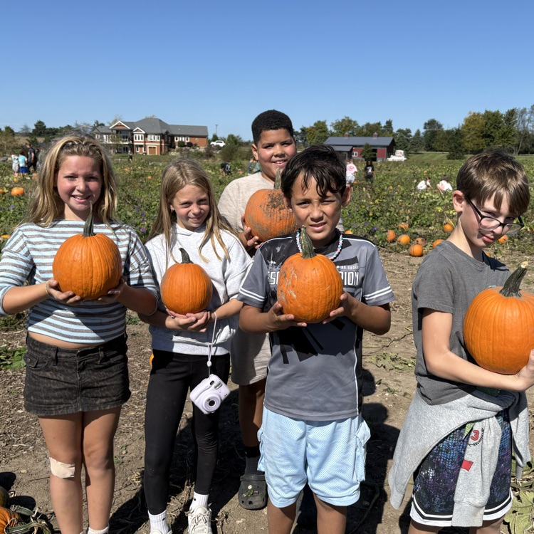 Richardson’s Farm Field Trip 🌽🚜🎃