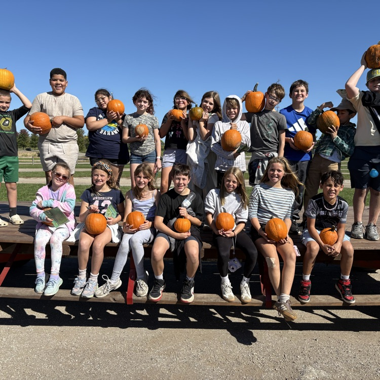 Richardson’s Farm Field Trip 🌽🚜🎃
