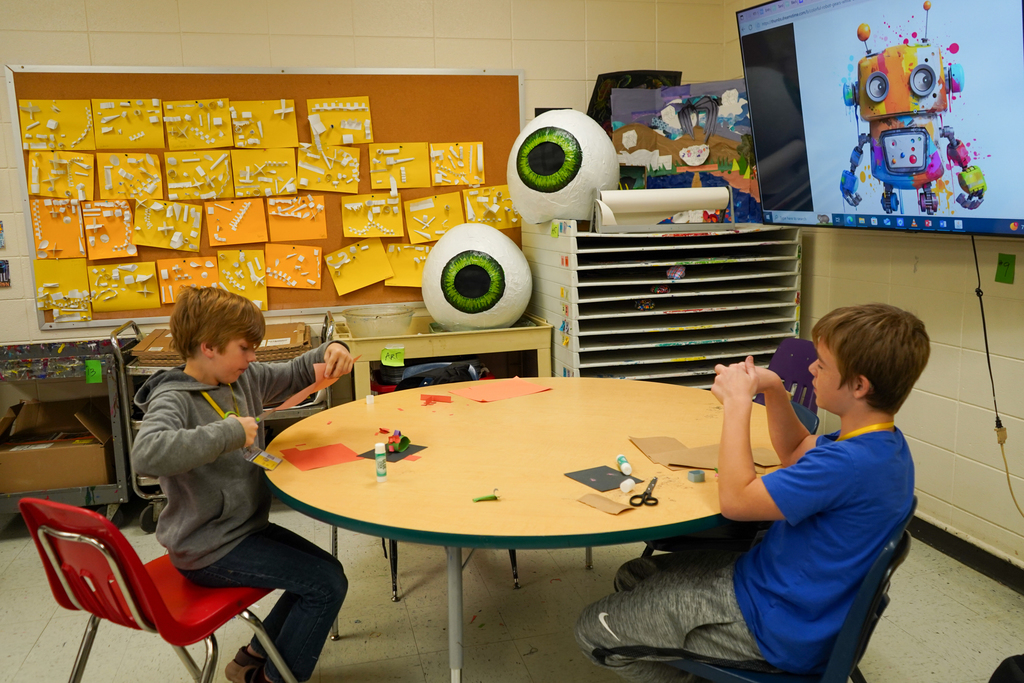 Junior High Art Class