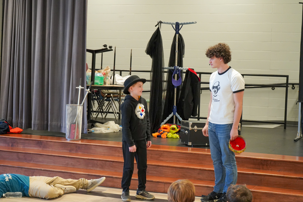 Theater Squared performing for middle school students