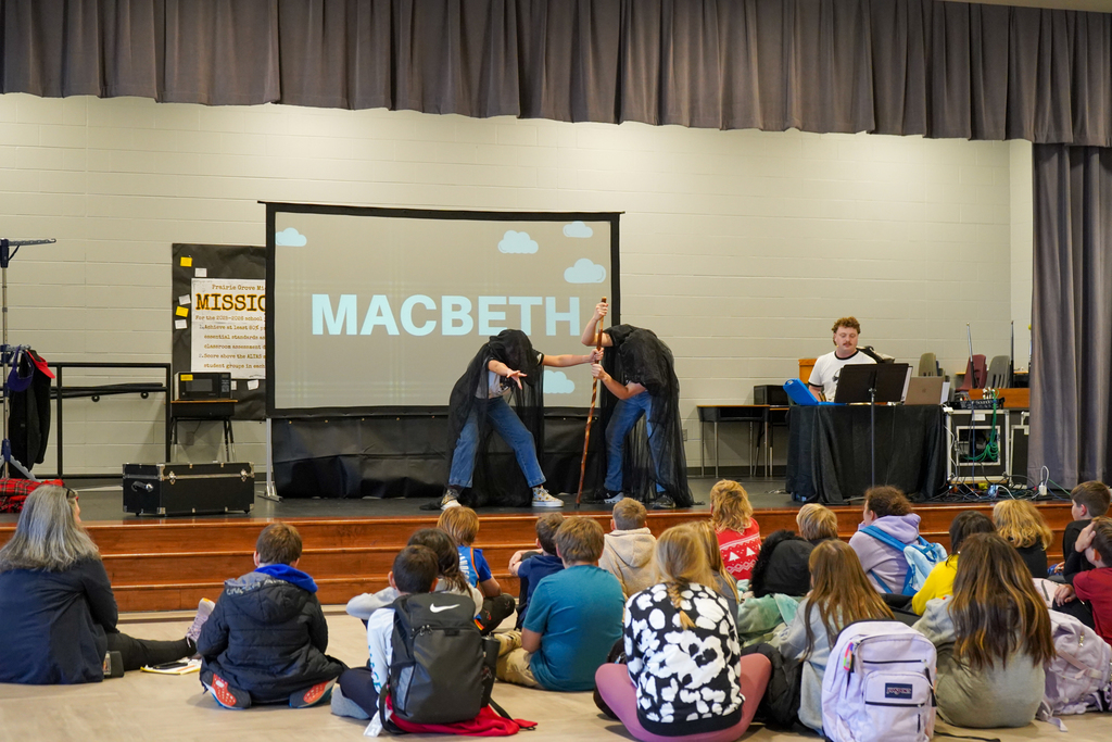 Theater Squared performing for middle school students