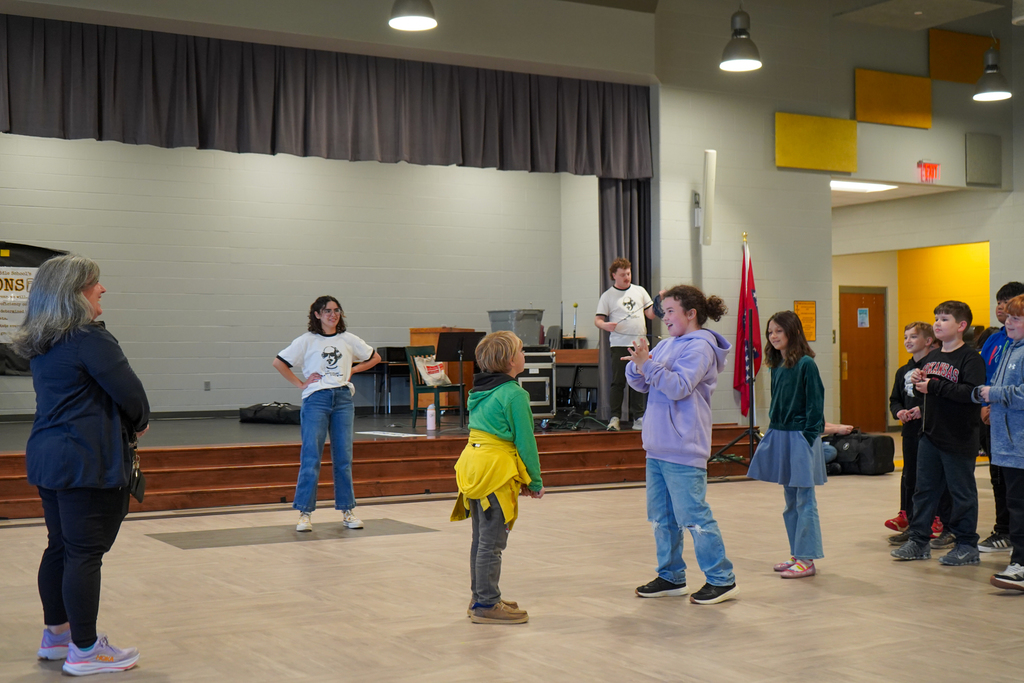 Theater Squared performing for middle school students