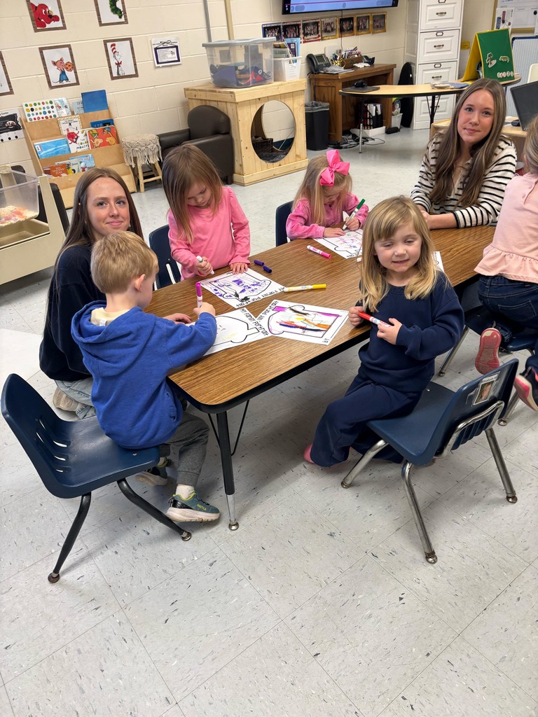preschool students colors worksheets of a house 