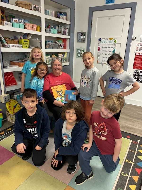 Janice reading to 1st grade 