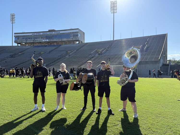 Band students with their instruments 